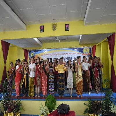 PAGELARAN SENI P5 PROJEK KBHINEKAAN